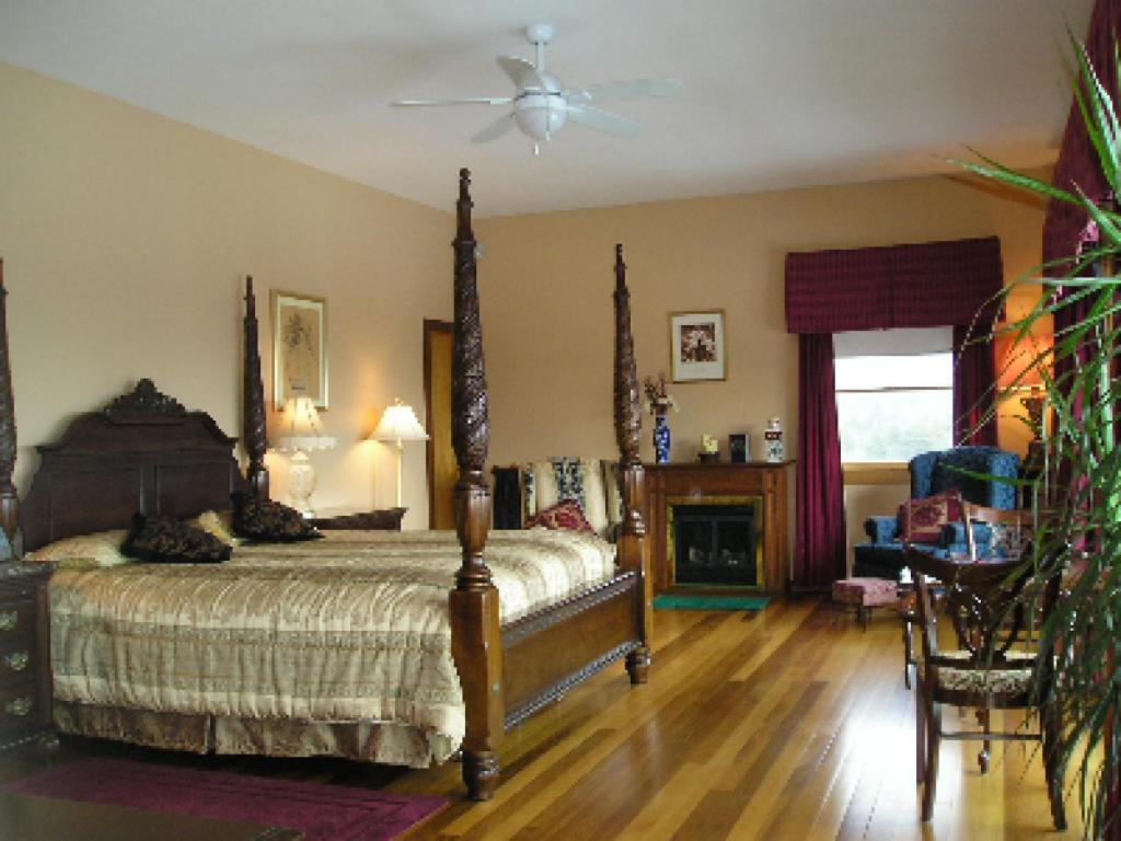 Coppertoppe Inn & Retreat Center Hebron Quarto foto