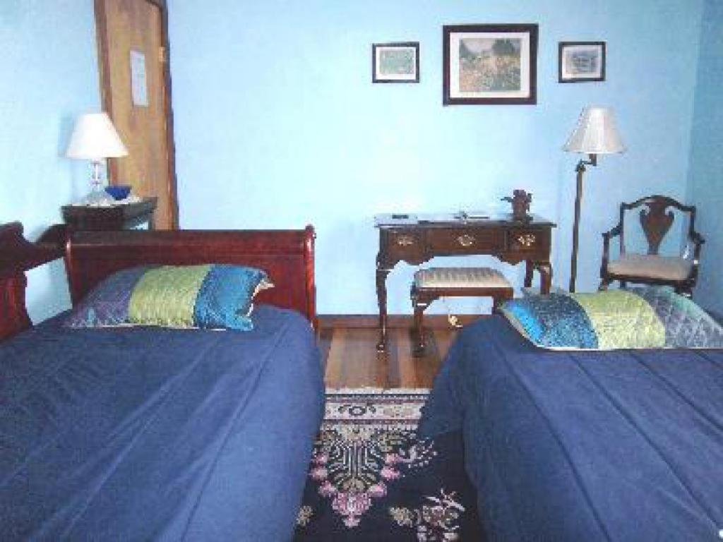 Coppertoppe Inn & Retreat Center Hebron Quarto foto